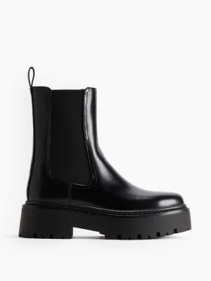 Chunky Chelsea boots