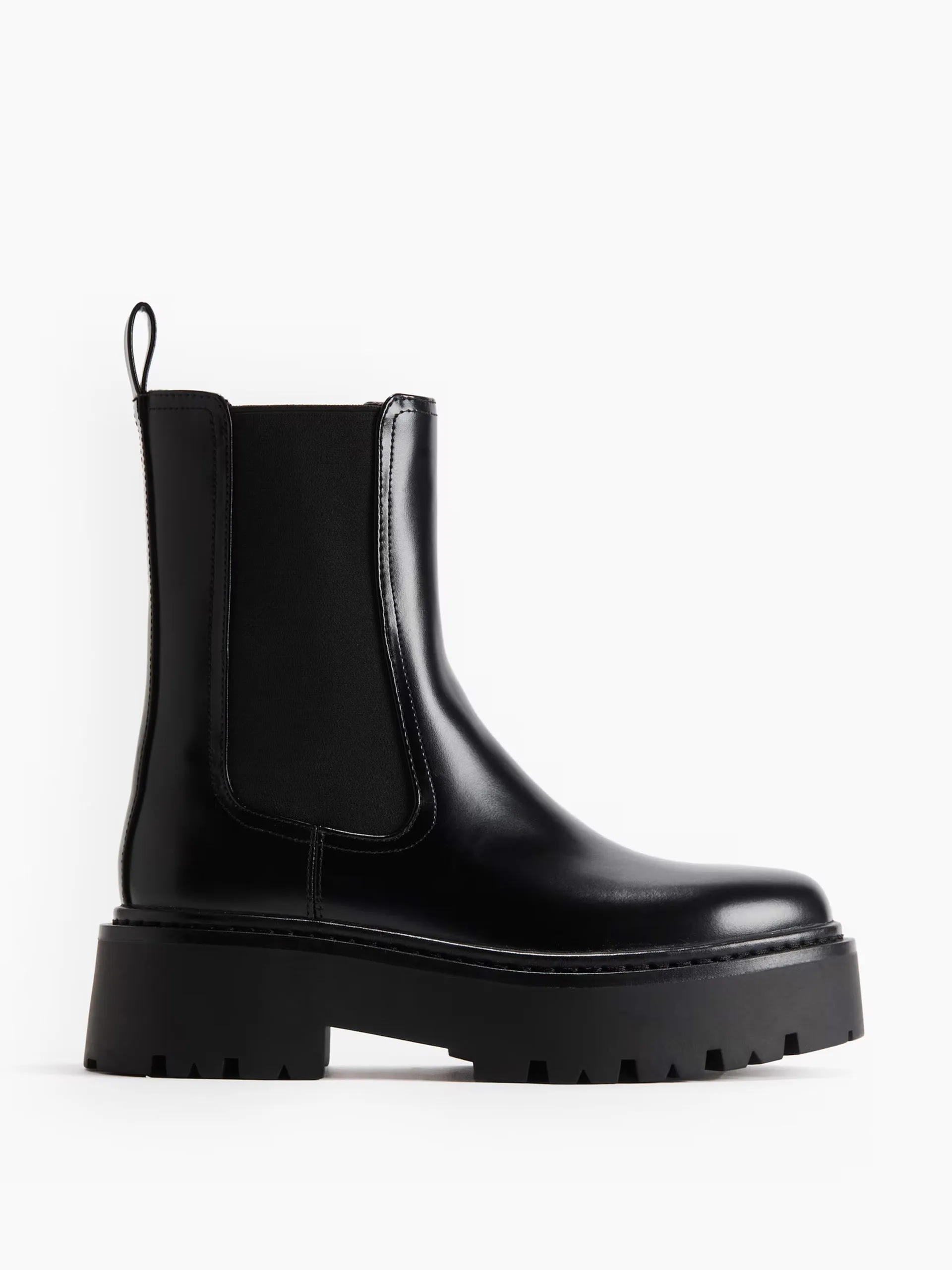 Chunky Chelsea boots
