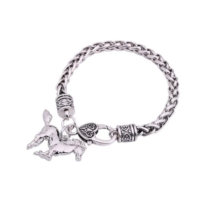 Gorgeous Silver Plated Horse Bracelet