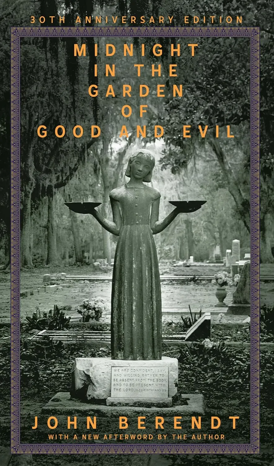 Midnight in the Garden of Good and Evil Hardcover  January 13, 1994