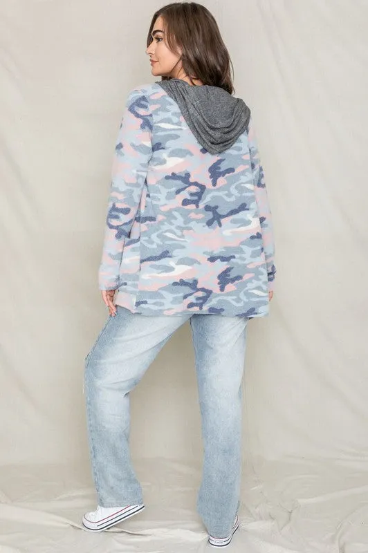 TEEK - Plus Size Camo Hooded Cardigan