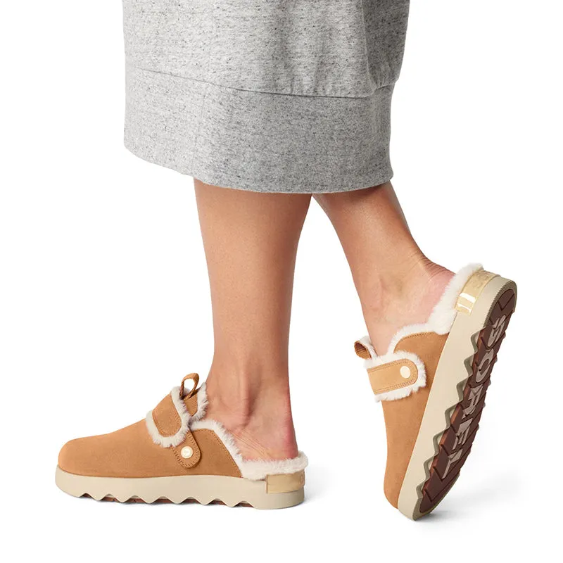 Women's Viibe Clog Suede Cozy Tawny Buff